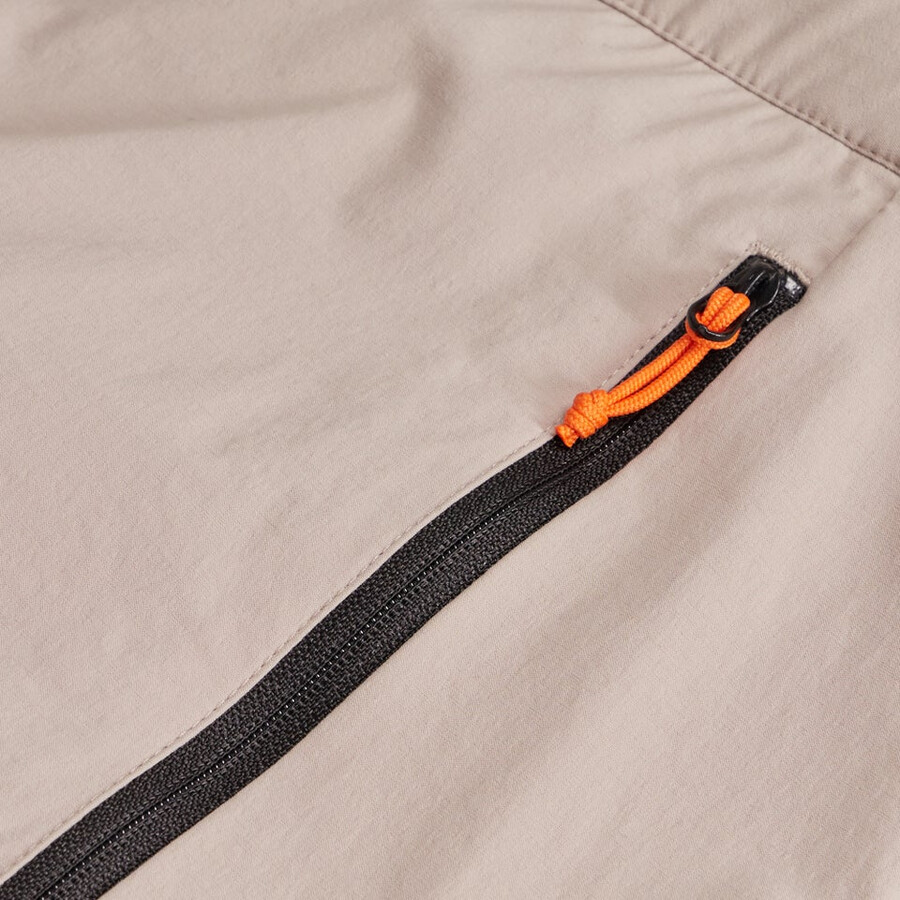 männer-wanderung-air stretch short - grau berghaus