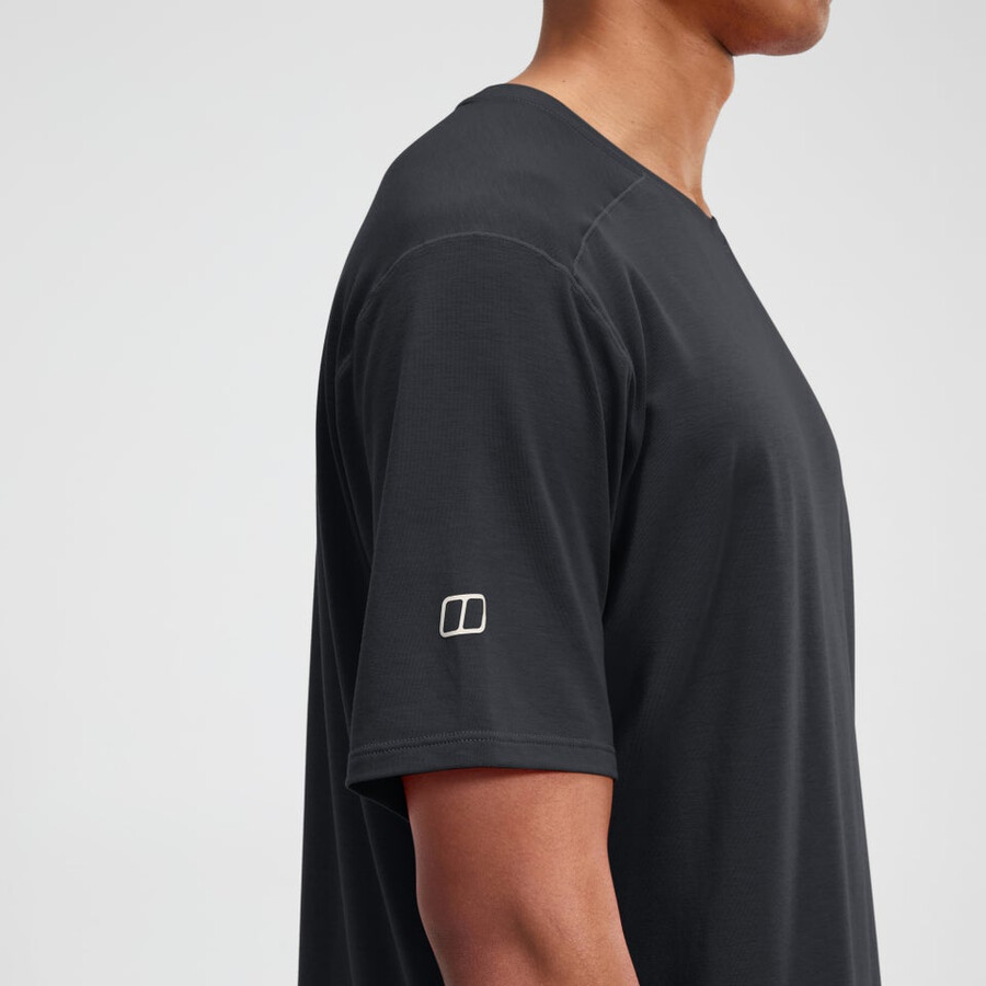 men s berghaus delta short sleeve tech tee - black die berghaus