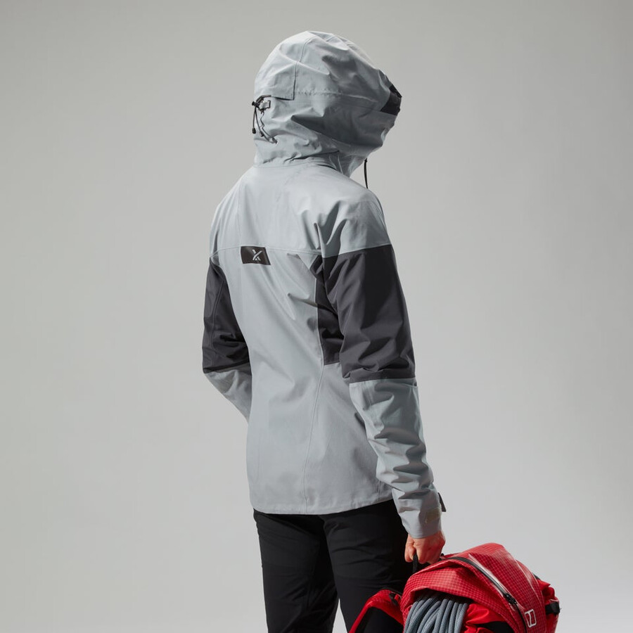 women s mtn guide alpine pro gore-tex-jacke - grau berghaus