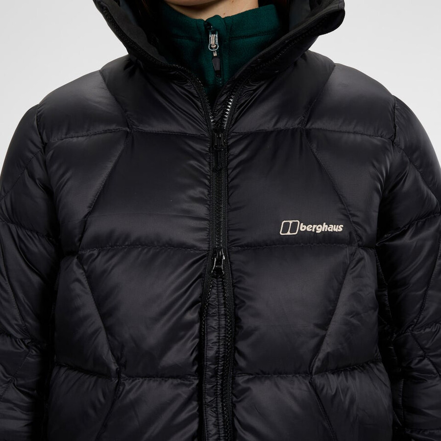 frauen explorer down jacket - black die berghaus