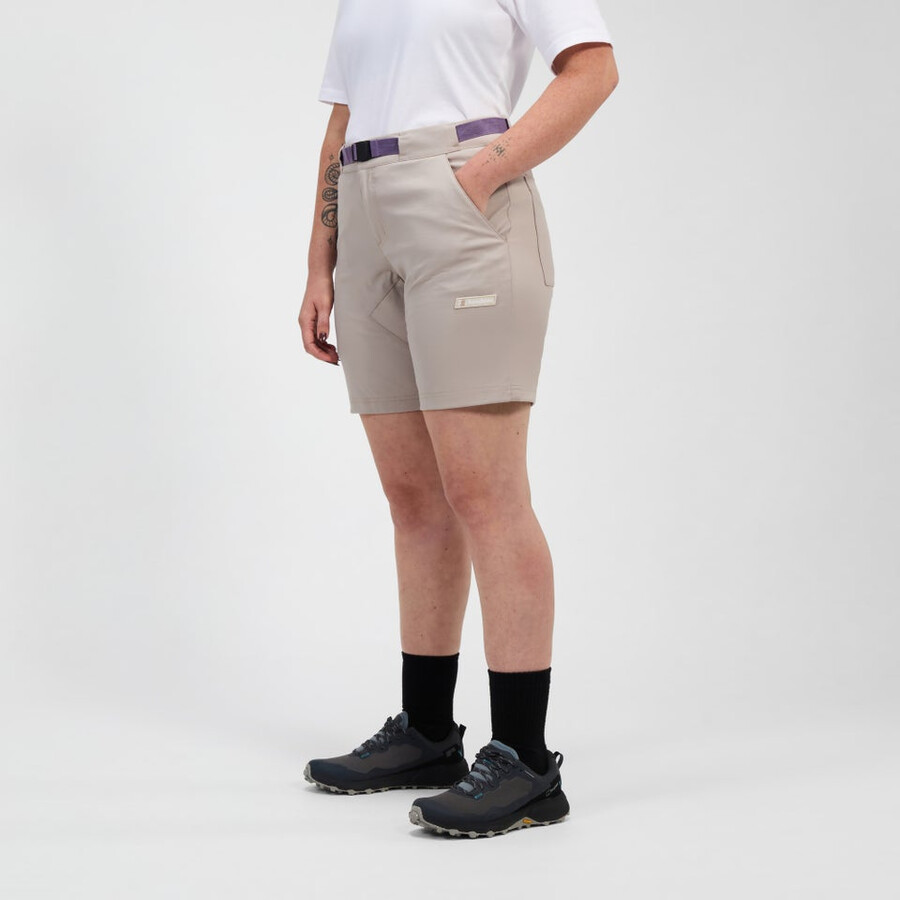 unisex sonnte peak short - grau berghaus