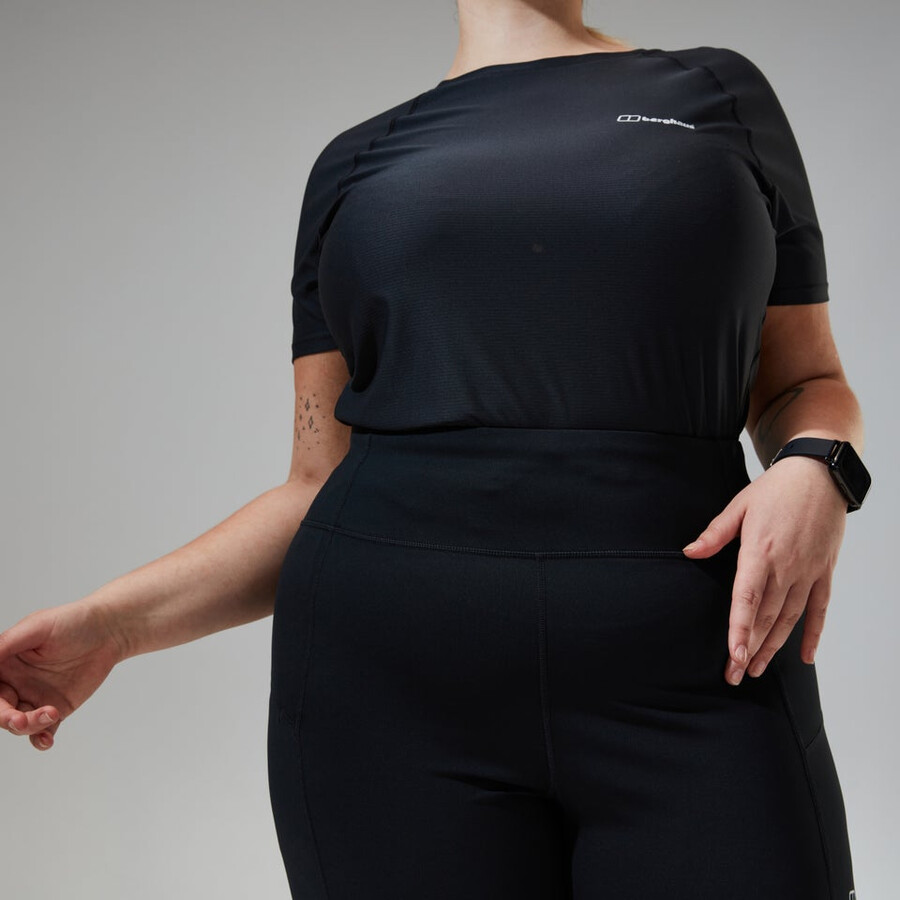 women s 247 tech tee super stretch-crew - black die berghaus
