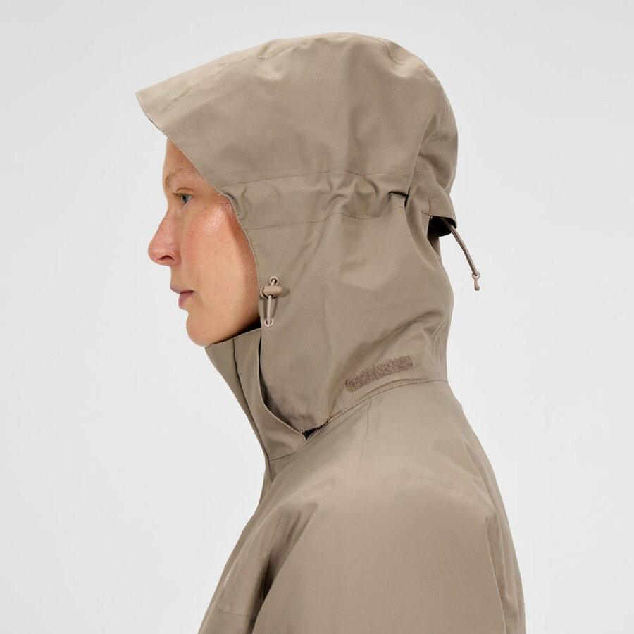 frauen bergsteiger 2.0 interactive gore-tex wasserdichte jacke - natural berghaus